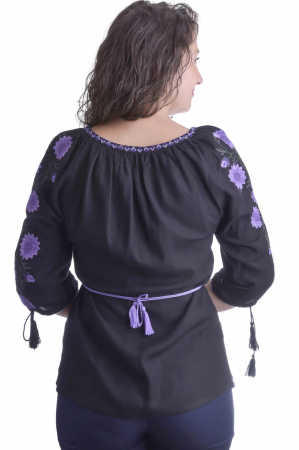 Bluza traditionala neagra cu motiv floral mov Giulia [2]