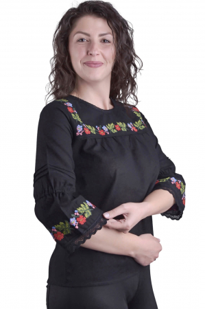 Bluza neagra cu motiv floral multicolor Svetlana 03 [1]