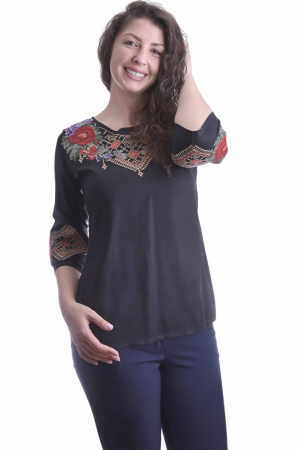 Bluza traditionala neagra cu motiv floral rosu Astrid [3]