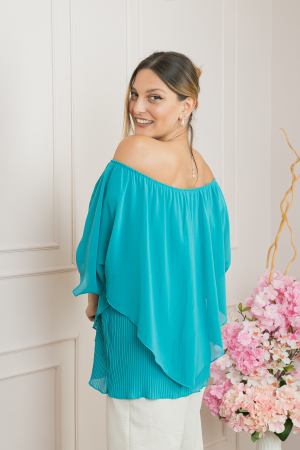 Bluza turcoaz deschis din voal cu maiou plisat [2]
