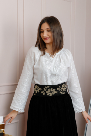 Brau traditional negru cu motiv floral crem Nicoleta [3]