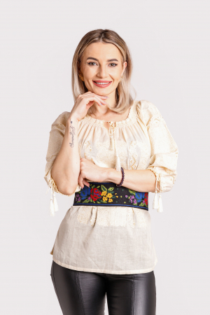 Brau traditional negru cu motiv floral multicolor Beatrice 02 [3]