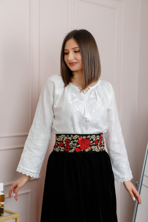 Brau traditional negru cu motiv floral rosu Flora [3]