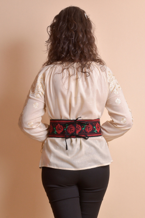 Brau traditional negru cu motiv floral rosu Rodica [6]