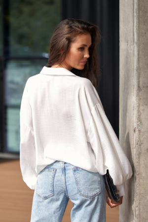 Camasa alba cu maneci bufante [1]