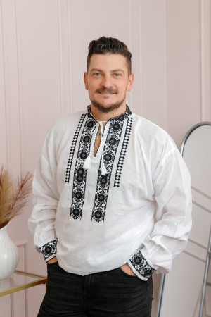 Camasi barbatesti - Camasa barbateasca traditionala alba cu motiv floral negru Mircea 02