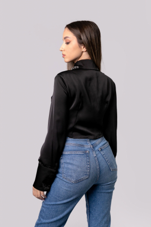 Camasa neagra cu guler stilizat cu pietre colorate [3]