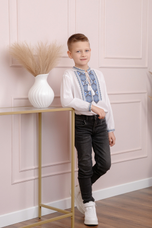 Camasa traditionala de baieti alba cu motiv geometric albastru Aurelian [3]