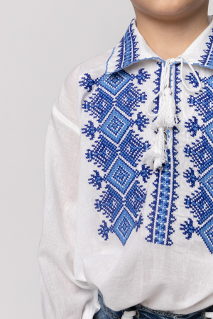 Camasa traditionala de baieti alba cu motiv geometric albastru Raul [1]