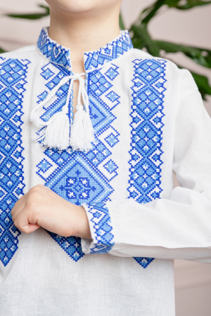 Camasa traditionala de baieti alba cu motiv geometric albastru Sergiu [1]