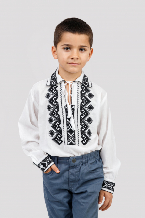 Imbracaminte copii - Camasa traditionala de baieti alba cu motiv geometric negru Alexandru 03