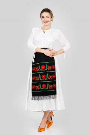Catrinta traditionala neagra cu broderie florala multicolora Margareta [0]