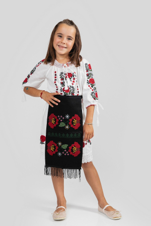 Catrinta traditionala neagra pentru fetite cu broderie florala rosie Zina [1]