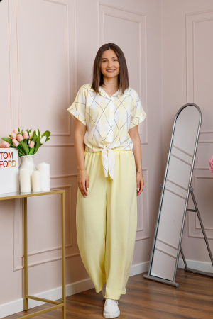 Compleuri - Compleu dama galben pastel cu pantaloni largi si bluza cu nod Candice