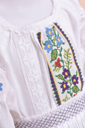 Compleu traditional alb pentru fetite cu motiv floral multicolor Bianca [1]