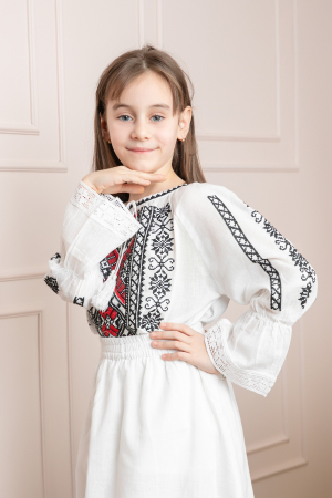 Ie traditional alba pentru fetite cu motiv floral rosu Ava [2]