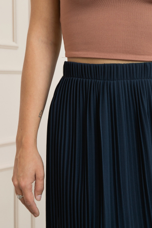 Fusta bleumarin plisata din voal cu talie elastica [2]