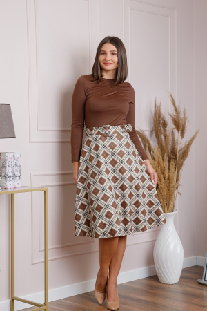 Fusta clos cu carouri maro si centura in talie [3]