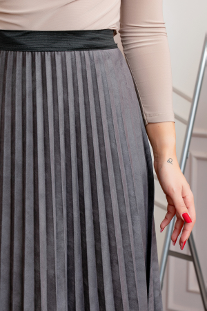 Fusta midi plisata Shannon din piele intoarsa ecologica - Gri [1]