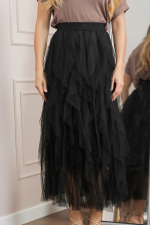 Fusta neagra cu volane din tulle [1]