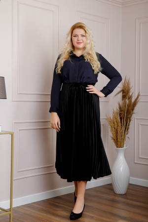 Fusta plisata plus size din catifea neagra Valentina [3]