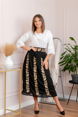 Fusta traditionala neagra cu broderie florala aurie Claudia [2]