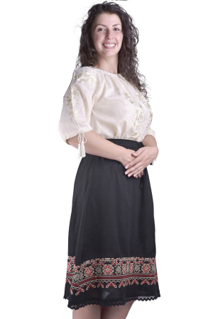 Fusta traditionala neagra cu broderie florala multicolora Teodora [1]