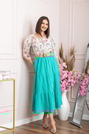 Fusta turcoaz deschis boho chic cu perforatii si curea in talie [2]