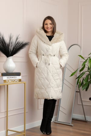 Paltoane si geci - Geaca lunga eleganta matlasata din fas Kimberly cu gluga imblanita - Ivoire