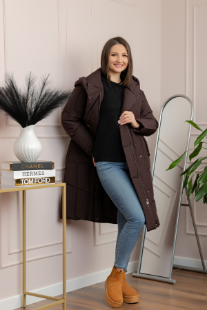 Geaca lunga matlasata din fas Kathy cu cordon in talie - Maro [3]