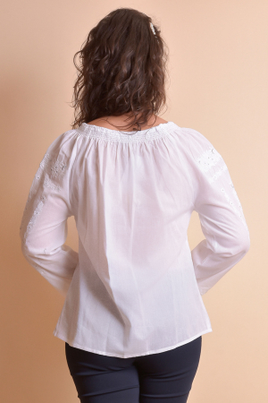 Ie traditionala alba cu motiv floral alb Arabella [4]