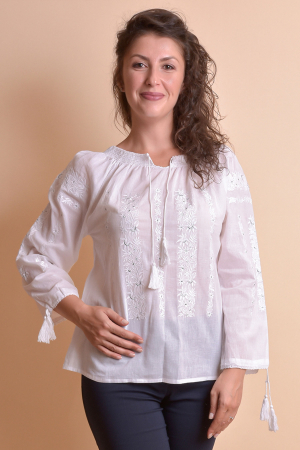 Ie traditionala alba cu motiv floral alb Arabella [0]