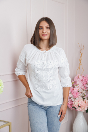 Ie traditionala alba cu motiv floral alb Henrieta [0]