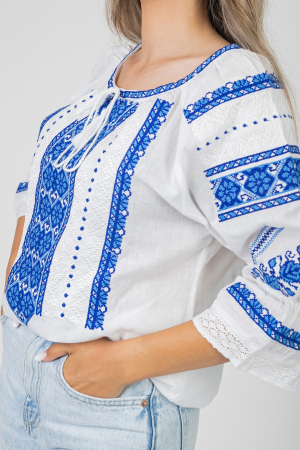 Ie traditionala alba cu motiv floral albastru Atena 01 [1]