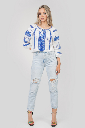 Ie traditionala alba cu motiv floral albastru Atena 01 [3]