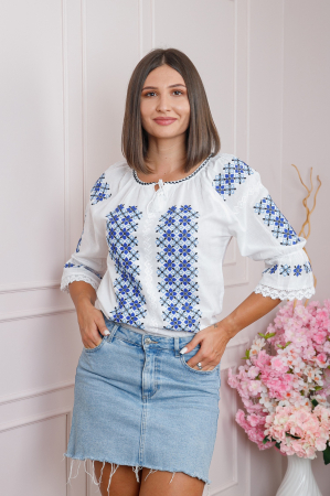 Ie traditionala alba cu motiv floral albastru Clarisa 01 [0]