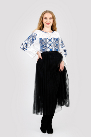 Ie traditionala alba cu motiv floral albastru Liana 05 [3]