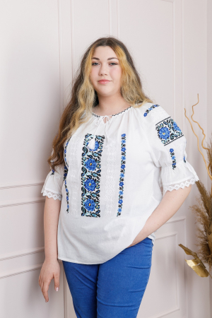 Ie cu maneca scurta - Ie traditionala alba cu motiv floral albastru Mihaela 02