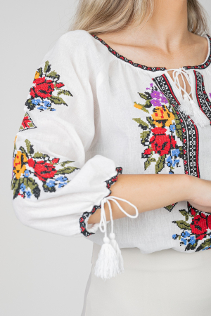 Ie traditionala alba cu motiv floral multicolor Beatrice 01 [1]