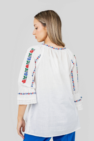 Ie traditionala alba cu motiv floral multicolor Ionela [2]