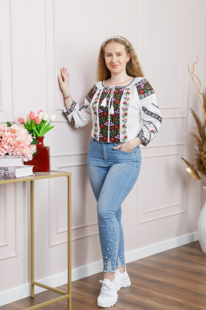 Ie traditionala alba cu motiv floral multicolor Vanda 01 [3]