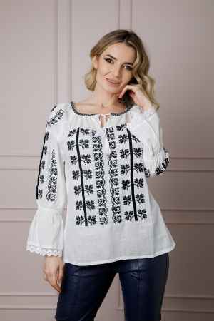 Ie traditionala alba cu motiv floral negru Alice [3]
