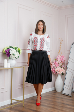 Ie traditionala alba cu motiv floral rosu Clarisa 02 [3]