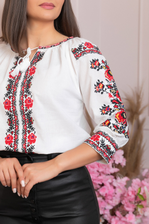 Ie traditionala alba cu motiv floral rosu Naomi [1]