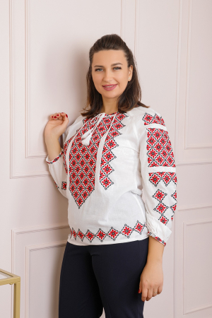 Ie traditionala alba cu motiv floral rosu Taisia [2]