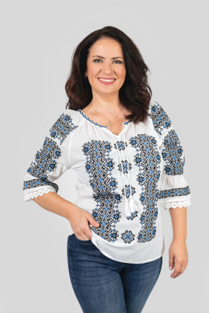 Ie cu maneca scurta - Ie traditionala alba cu motiv geometric albastru Anne 03