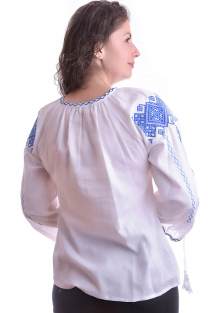 Ie traditionala alba cu motiv geometric albastru Paula 03 [2]