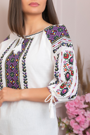 Ie traditionala alba cu motiv geometric mov Edith [1]