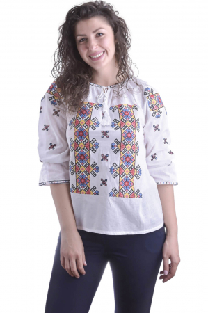 Ie traditionala alba cu motiv geometric multicolor Larisa 01 [3]
