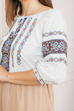 Ie traditionala alba cu motiv geometric multicolor Lucretia [1]